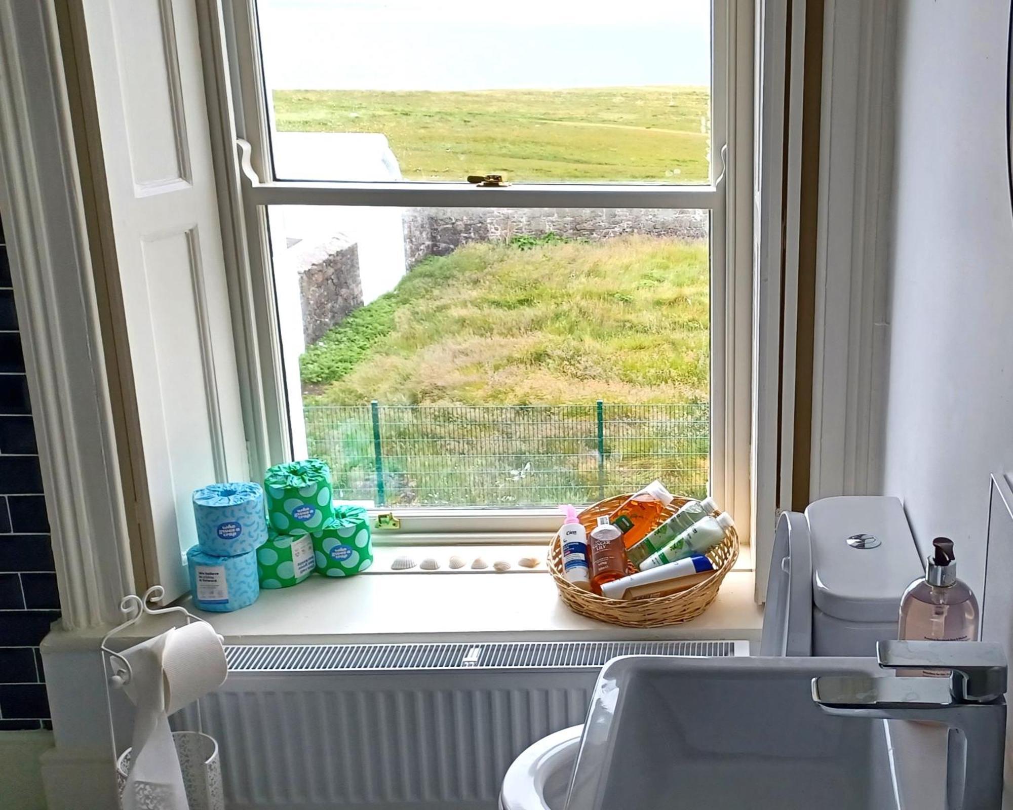 Kilbaha Loop Head Lighthouse Attendant'S Cottage מראה חיצוני תמונה